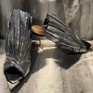 Femme Sans Peur Silver Lizard Skin Pumps